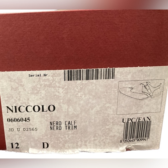 Salvatore Ferragamo Single Monk Strap Wingtip Loafers - Picture 3 of 3